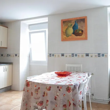 Charming House In Teo With Balcony And Parking Included Hébergement de vacances *
