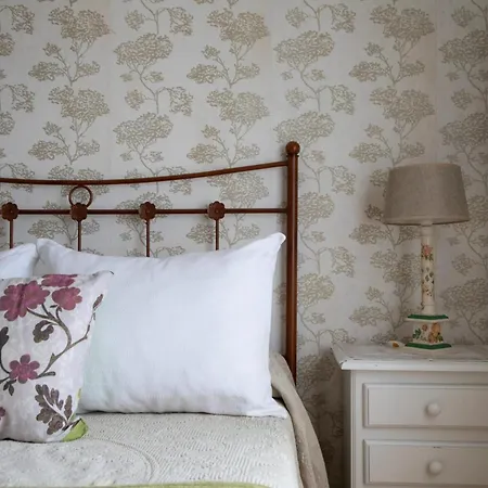 Charming House In Teo With Balcony And Parking Included Prázdninový dům Rua De Francos