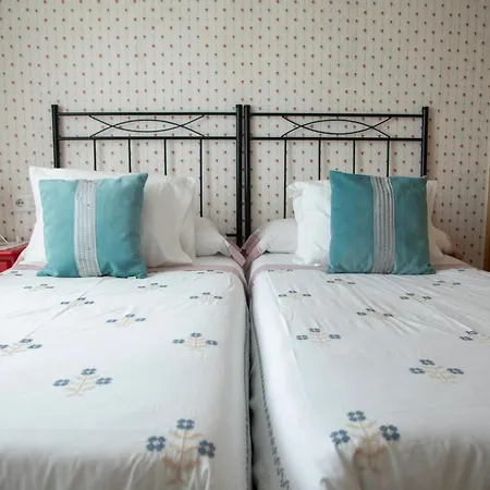 Charming House In Teo With Balcony And Parking Included
