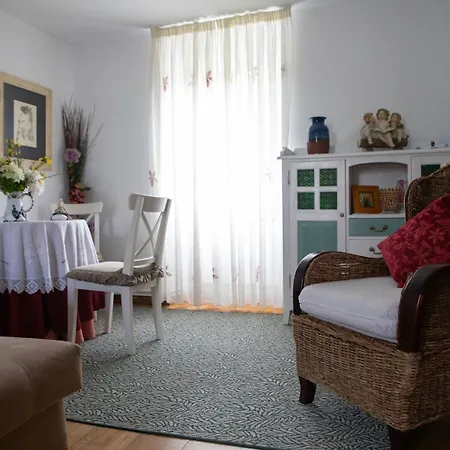 Charming House In Teo With Balcony And Parking Included Prázdninový dům *