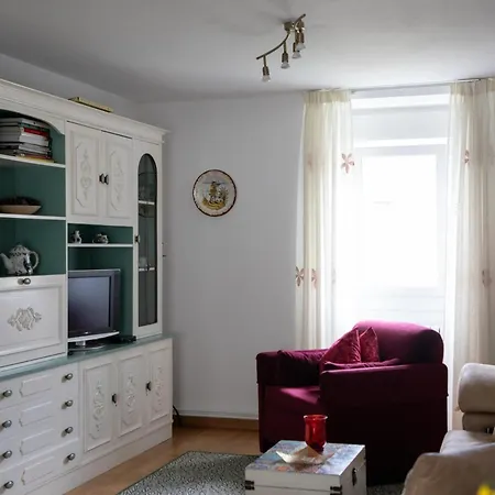 Charming House In Teo With Balcony And Parking Included Rua De Francos