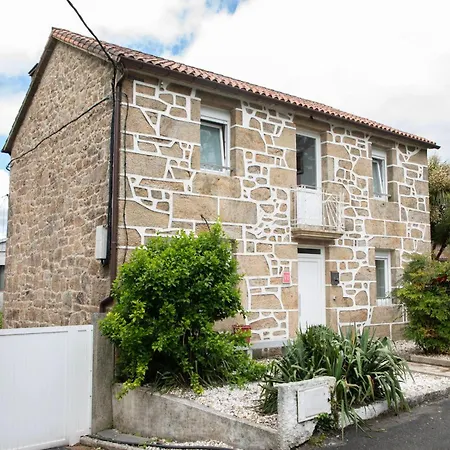 Charming House In Teo With Balcony And Parking Included