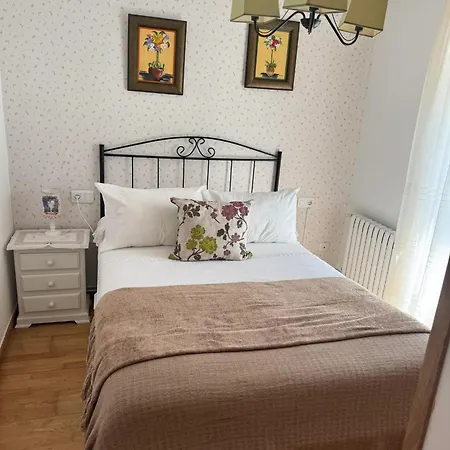 Charming House In Teo With Balcony And Parking Included
